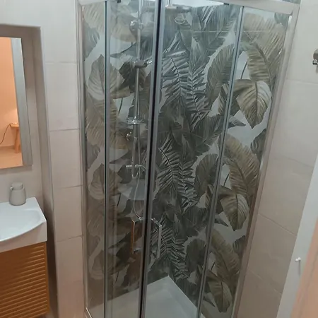 Chiaru בית נופש *